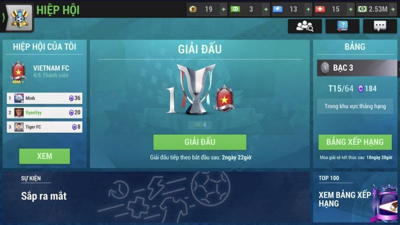 Người chơi Top Eleven giao lưu